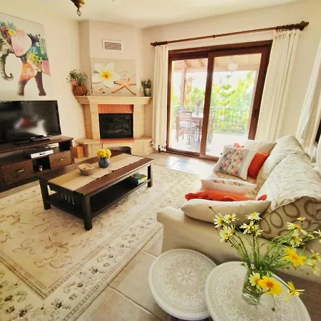 Villa Samadhi *