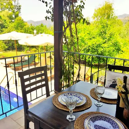 Samadhi Villa